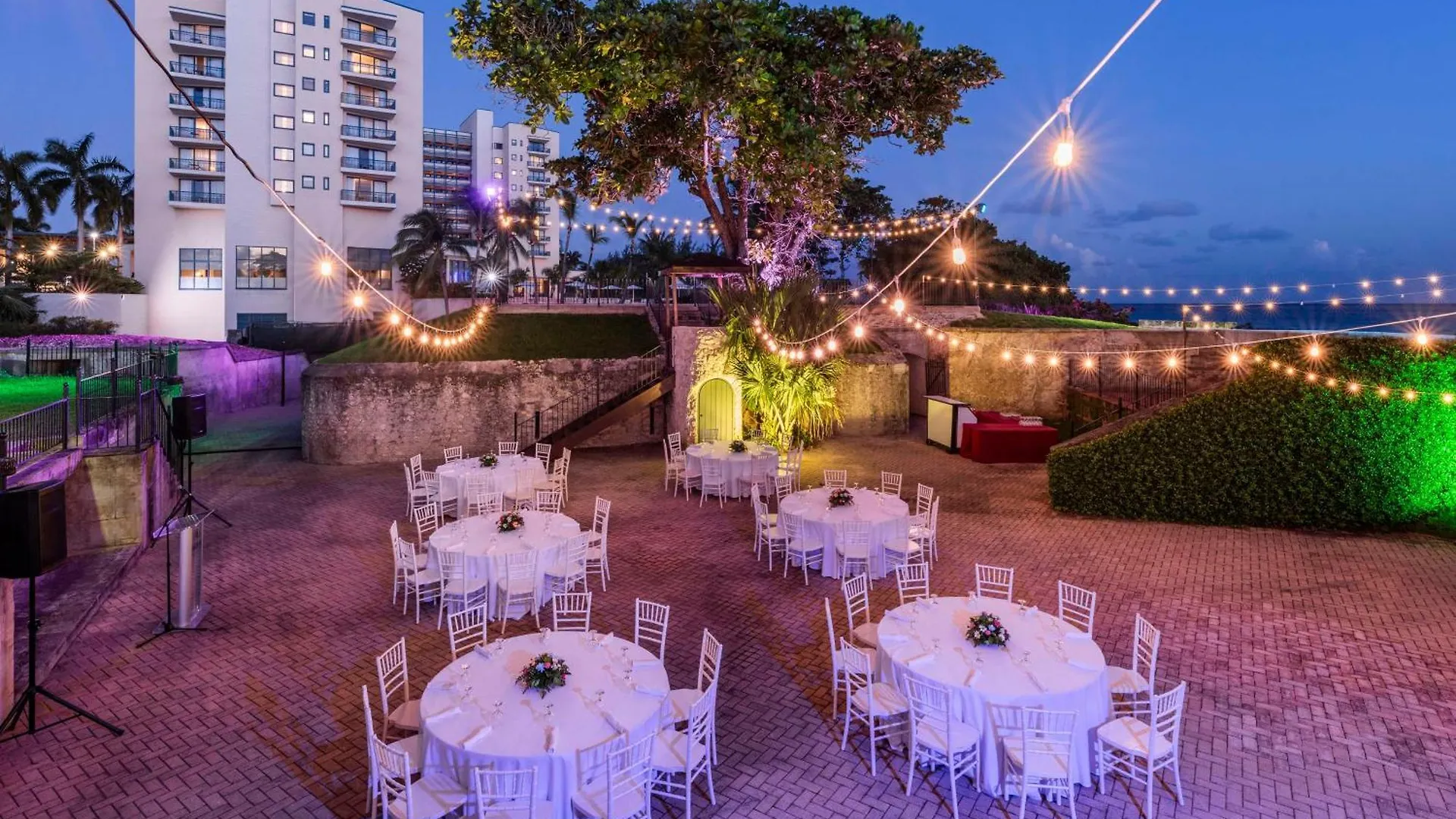 Hilton Barbados Resort Bridgetown 4*,  Barbados
